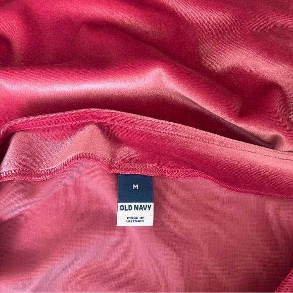 Old Navy Rich Pink Satin Top - Picture 4 of 5